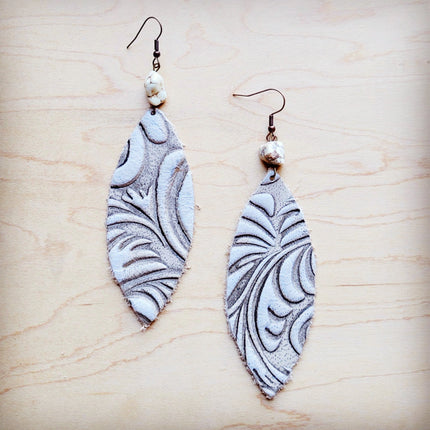 Leather Oval Earrings in Sandy White Floral w/ Turquoise Accent 224t