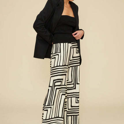 Black Ivory Print Pant