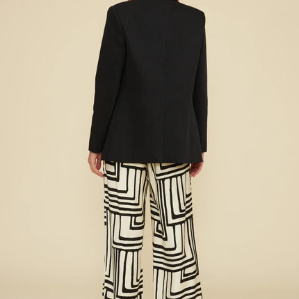 Black Ivory Print Pant