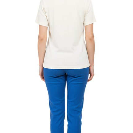 Women's Textured Knit T-shirt with Jewel Neckline and Short Sleeves
