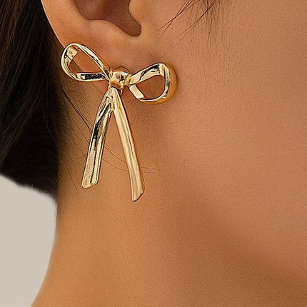 Bow earrings