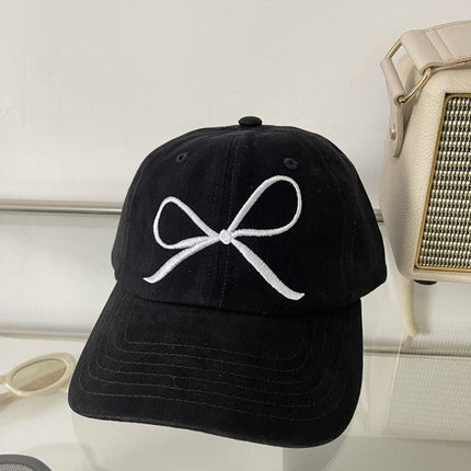 Bow baseball cap