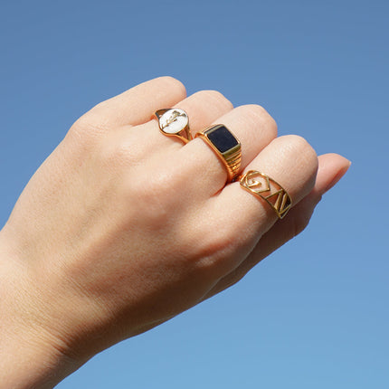 Wildflower Signet Ring