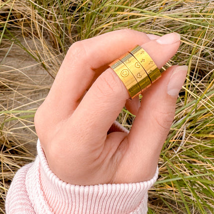 Peace Engraved Ring Set