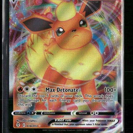 Flareon VMAX SWSH07: Evolving Skies #018/203