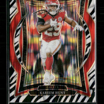 Kareem Hunt 2024 Panini Select #75 Zebra Prizm