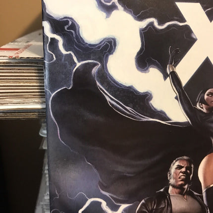 X-MEN GOLD #2 1:25 Adi Granov Storm & Old Man Logan Variant Syah Guggenheim