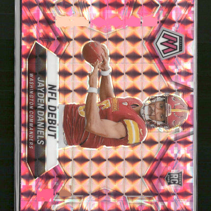 2024 Panini Mosaic Mosaic Camo Pink Jayden Daniels #272