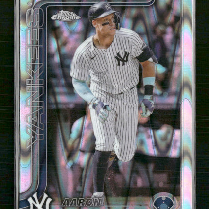 Aaron Judge 2025 #99 Topps Chrome Raywave Refractor