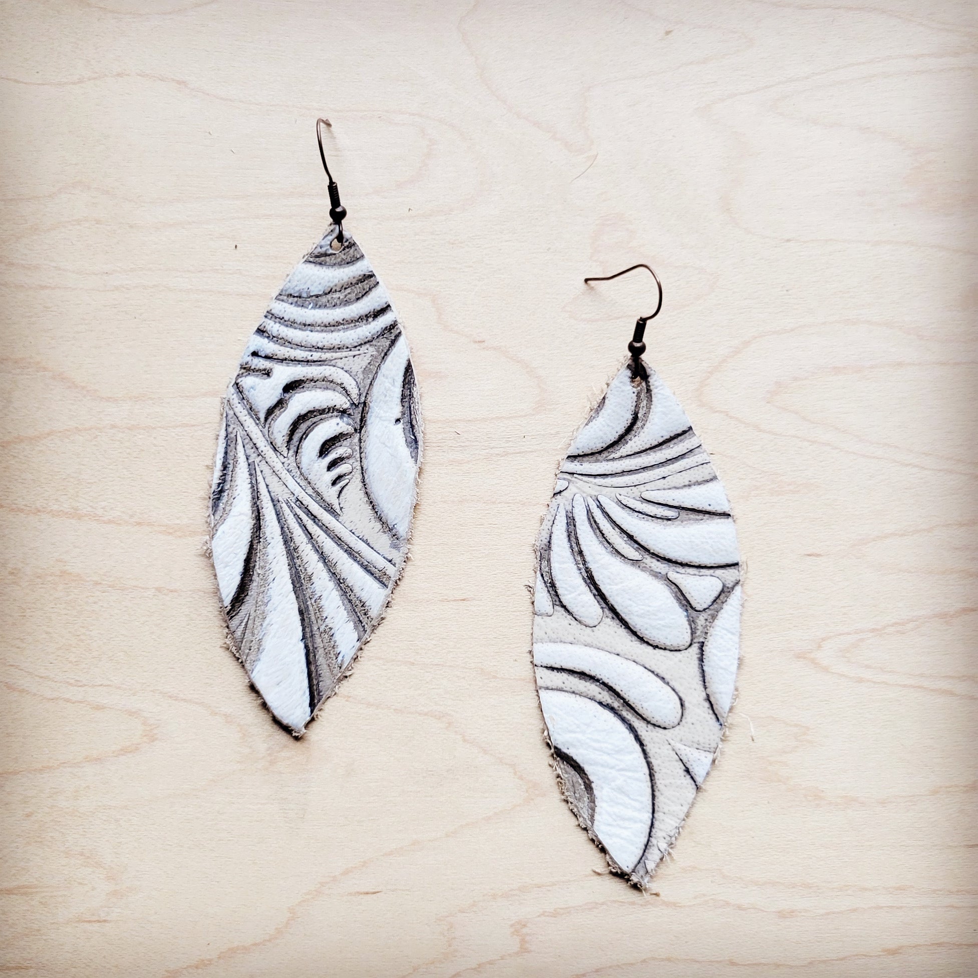 Narrow Oval Leather Earrings in Sandy White Floral 225b