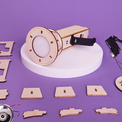 Hand-Crank Flashlight DIY Kit, Educational STEM Toy