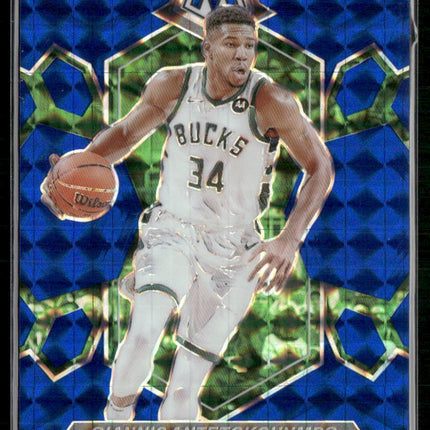 2023-24 Panini Mosaic #77 Giannis Antetokounmpo Blue #/199