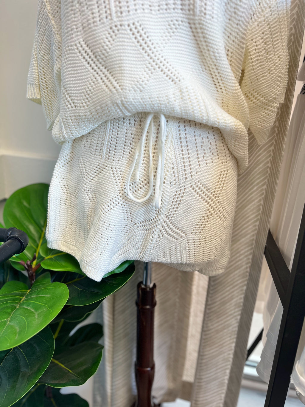 Knit Short- Cream