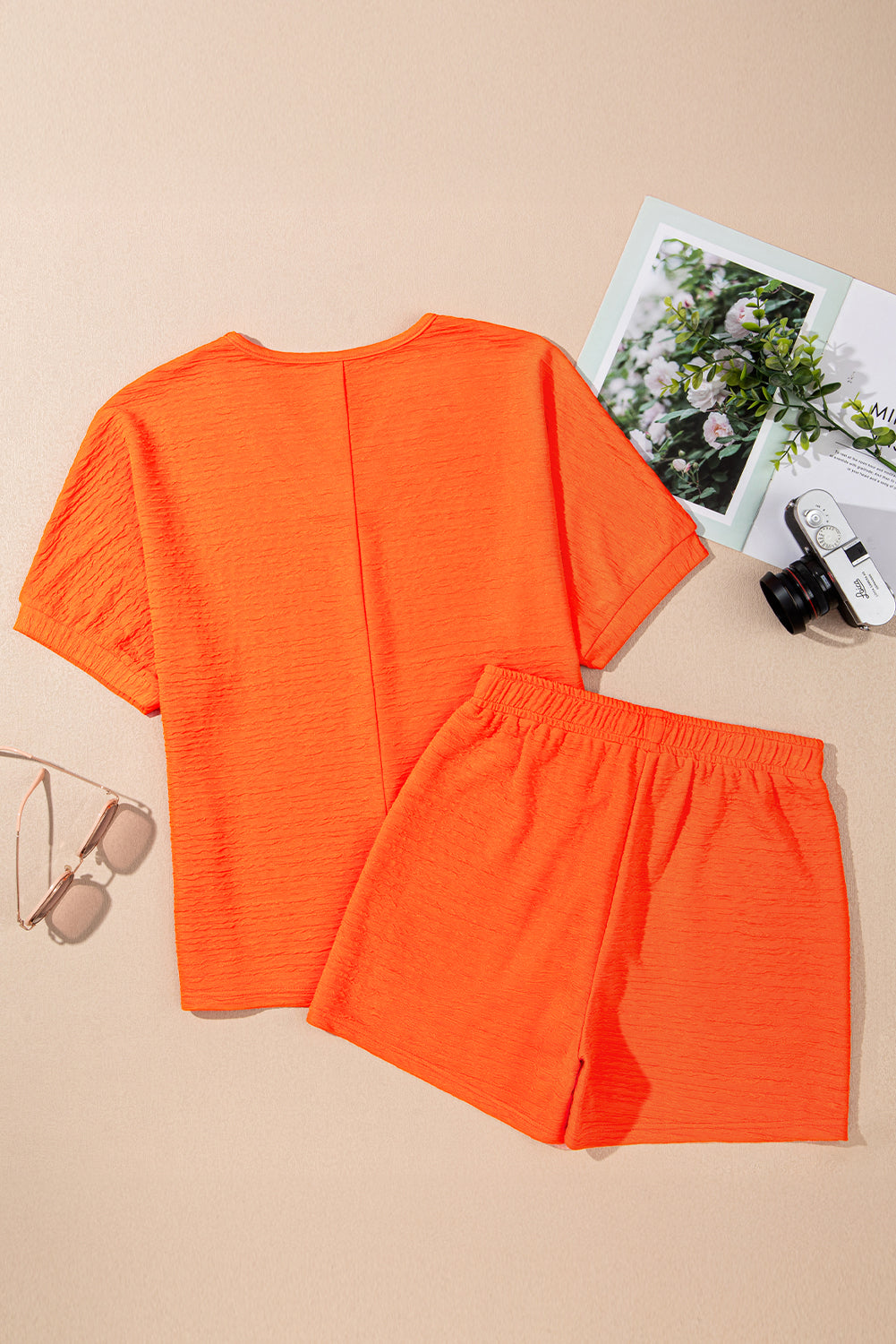 Luxury Textured V Neck T Shirt and Shorts Set