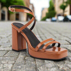 Brown / 35