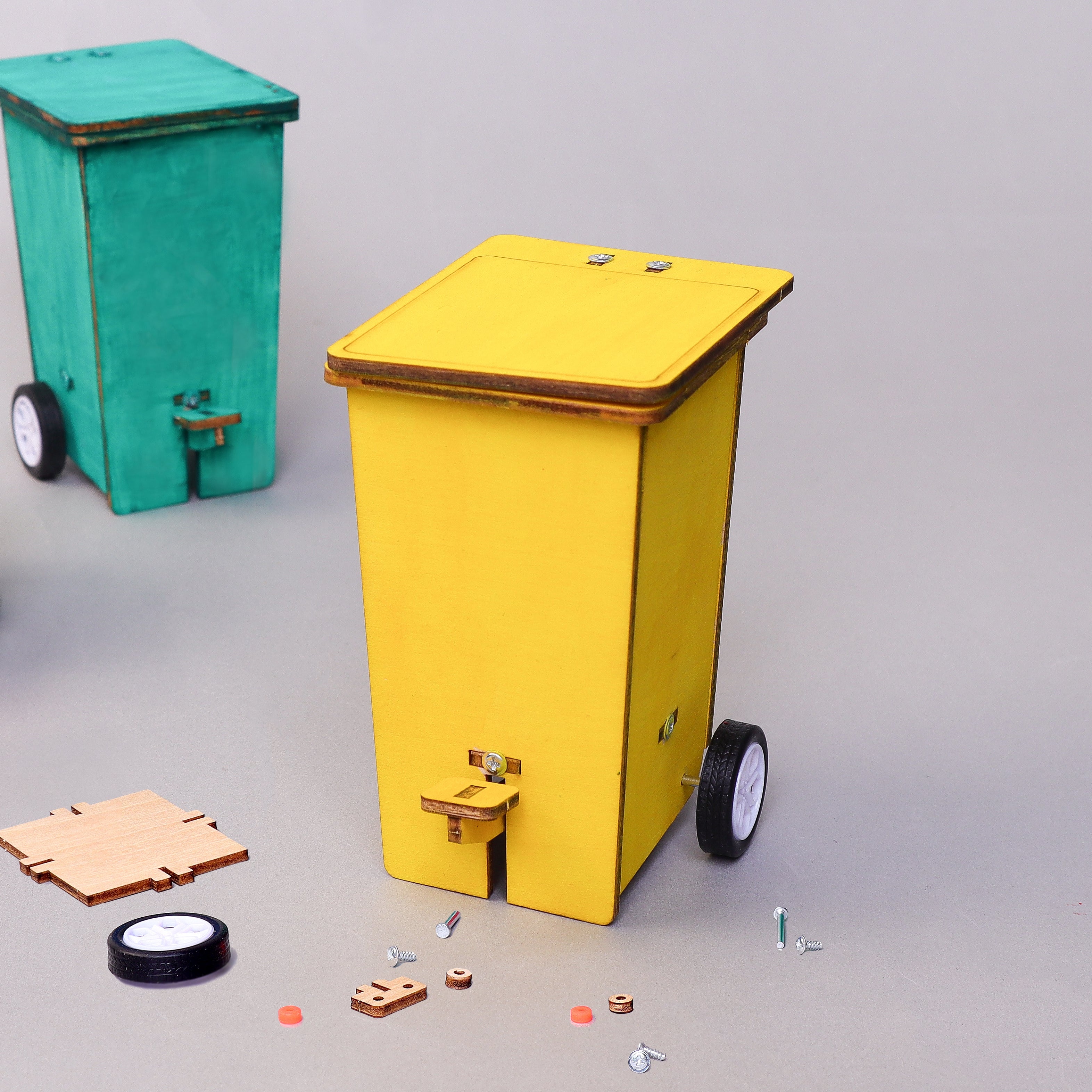 Build & Paint Mini Trash Cans (Set of 2) – Fun Desk Décor & Craft Project
