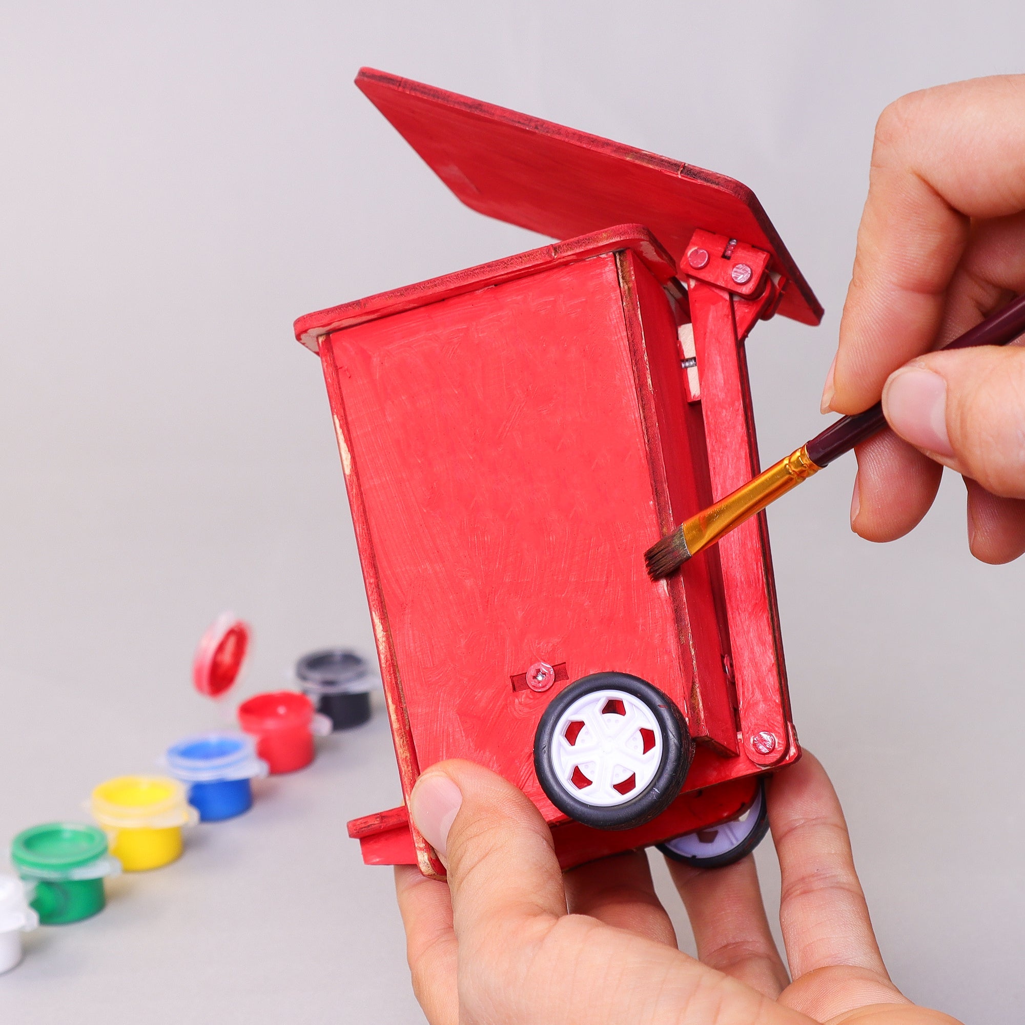 Build & Paint Mini Trash Cans (Set of 2) – Fun Desk Décor & Craft Project