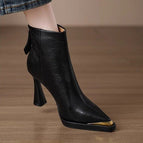 Black / 35