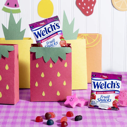 Welch's Fruit Snacks, Mixed Fruit Snack Box, Gluten Free, 0.8oz Snack Packs (Pack of 40)