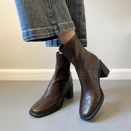 Stretch Retro Chunky Heels Commuter Boots — High Heel Style