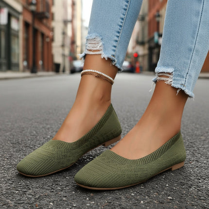 Women’s Knitted Plus Size Flying Woven Breathable One-Pedal Shoes