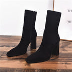 Black / 35