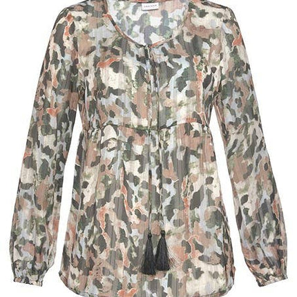 Patterned tops