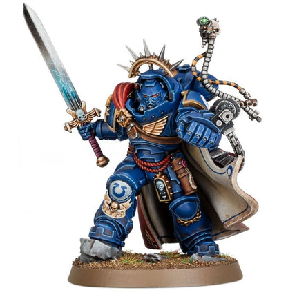 Warhammer 40,000: Space Marines - Captain in Gravis Armour
