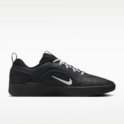 Nike SB Zoom Nyjah 4 - Black/White