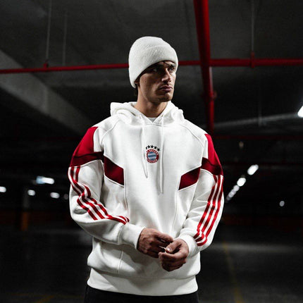 Bayern Munich Logo Hooded Oversized Sweatshirt - Stylish and Comfortable