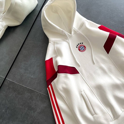 Bayern Munich Logo Hooded Oversized Sweatshirt - Stylish and Comfortable