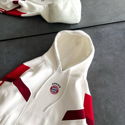 Bayern Munich Logo Hooded Oversized Sweatshirt - Stylish and Comfortable