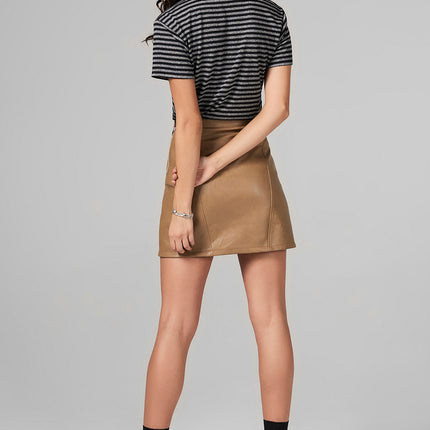 WOMEN'S RELAXED CREW NECK TEE - QUARTER STRIPE