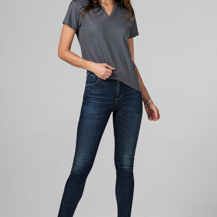 WOMEN'S LINEN BLEND CROSS V NECK TEE - GREY
