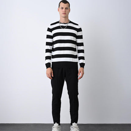 Casual Men's Knitwear with Dual-Tone Stripe Detail