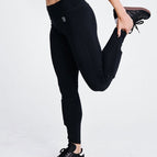 Black / M