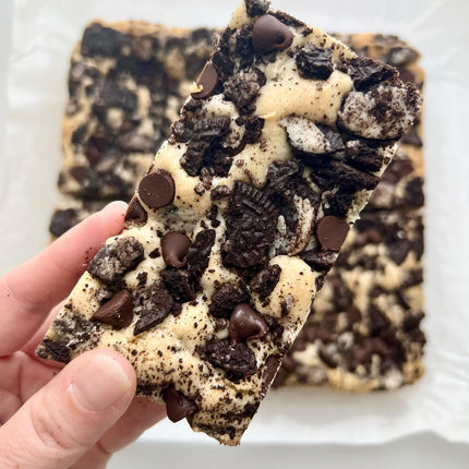 Cookies & Cream Blondie