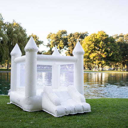 Mini Ava - White Bounce House with Cone Tops
