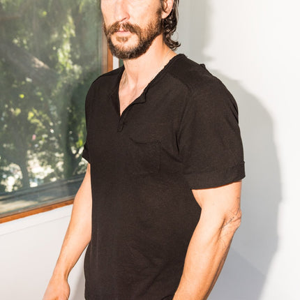 Men's Linen Blend Raw Edge Split V-Neck Tee