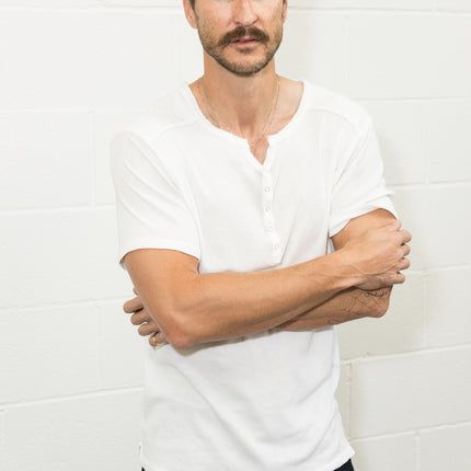 Men's Henley Short Sleeve
