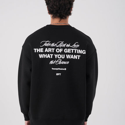 Design Club' Oversized Sweatshirt: The New Icon of Urban Style