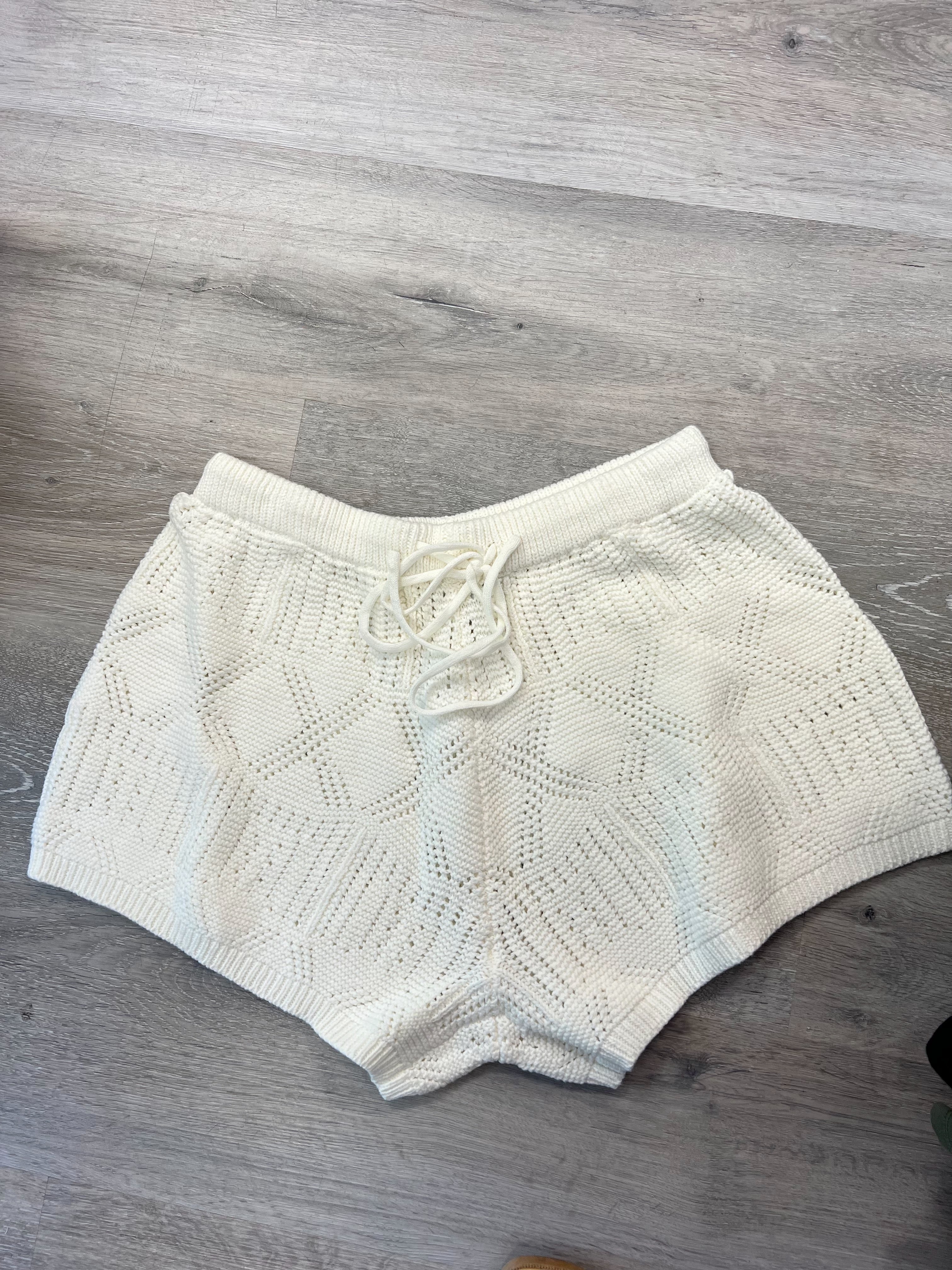 Knit Short- Cream