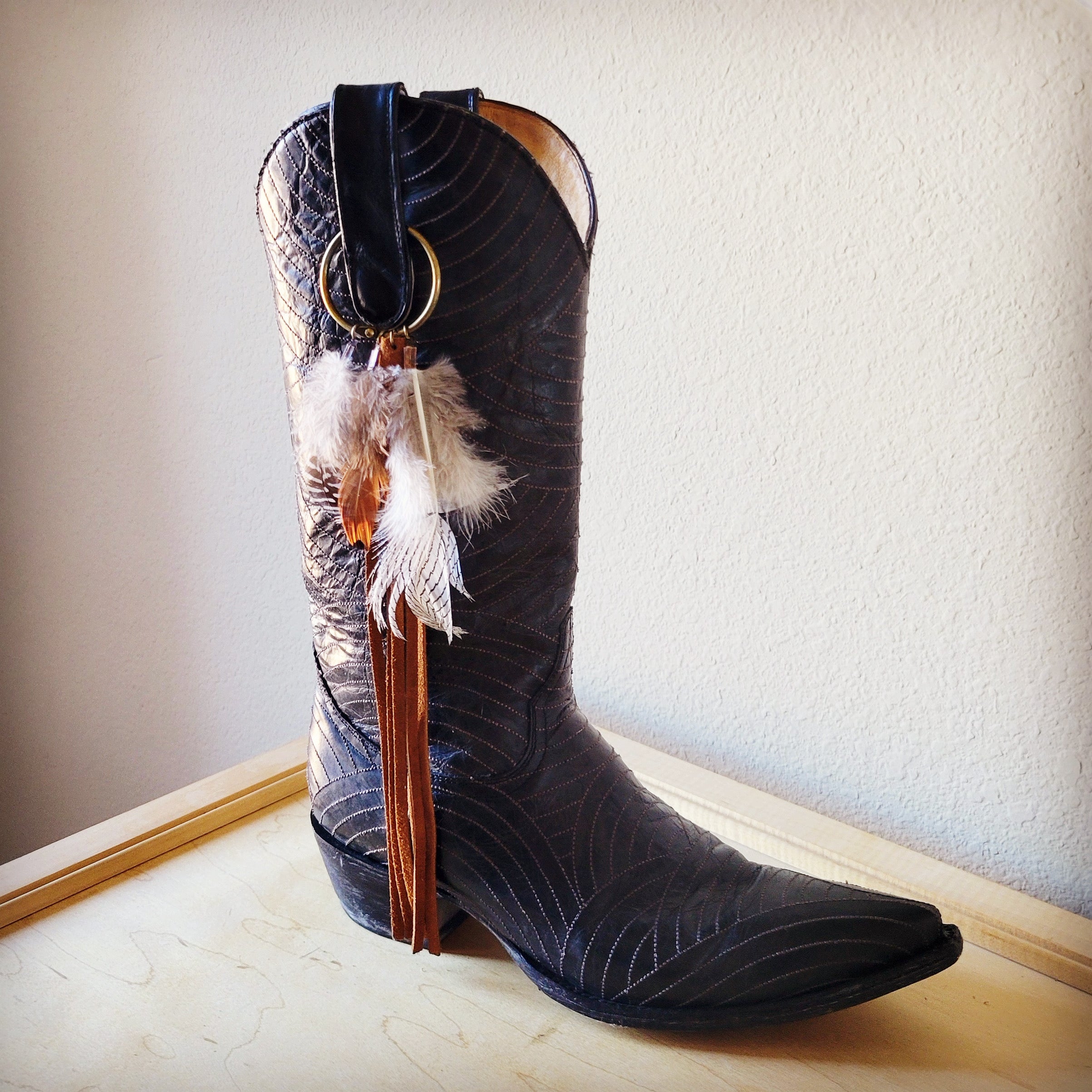 Boho Western Boot Bling Charm with Leather Fringe Cognac 500e