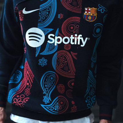 FC Barcelona Oversized Sweatshirt - Iconic Logo Casual Sportswear