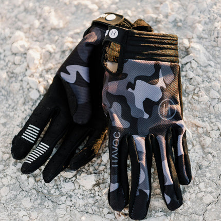 Stealth Camo Gloves