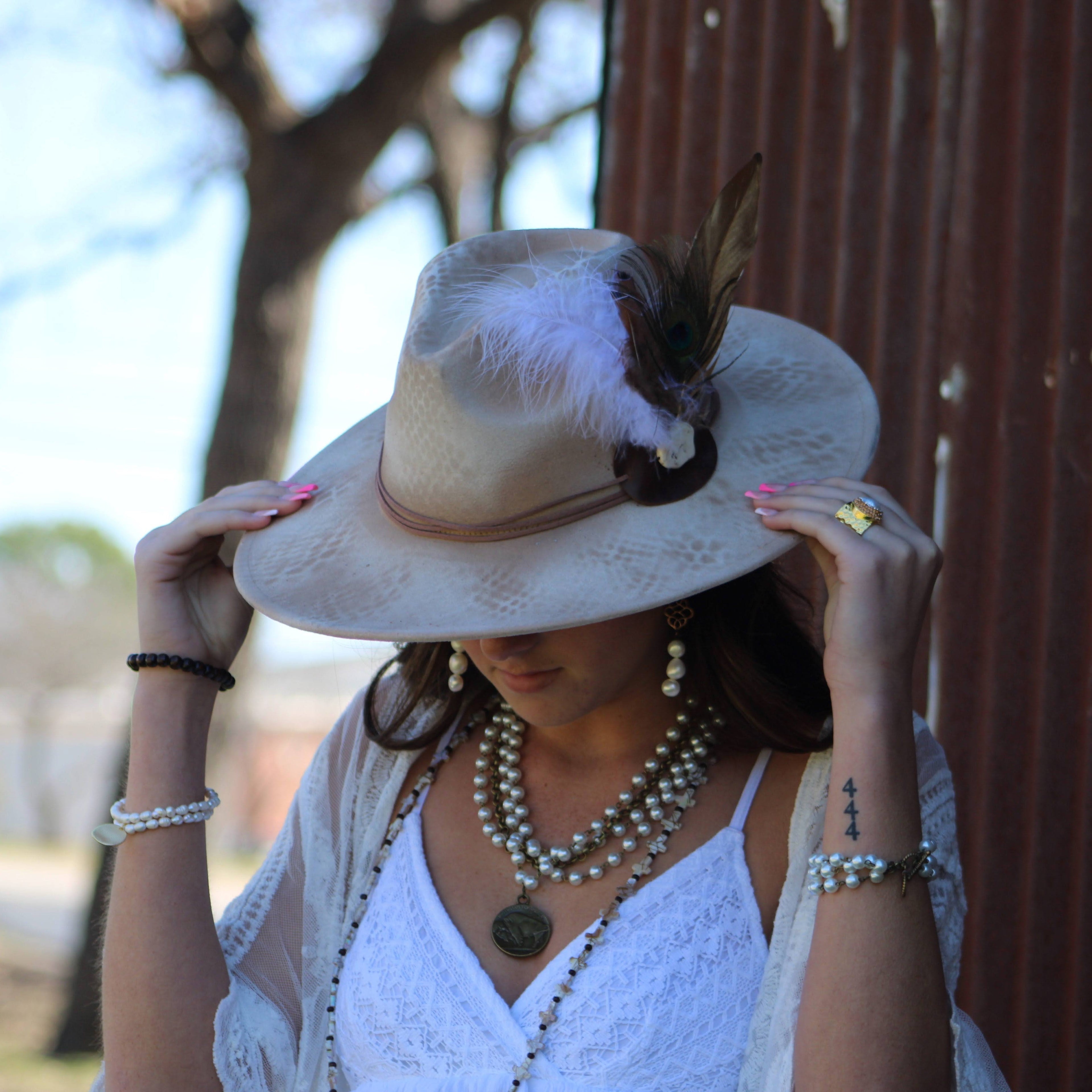 Genuine Freshwater Potatoe Pearl Earrings Wedding Collection 220i