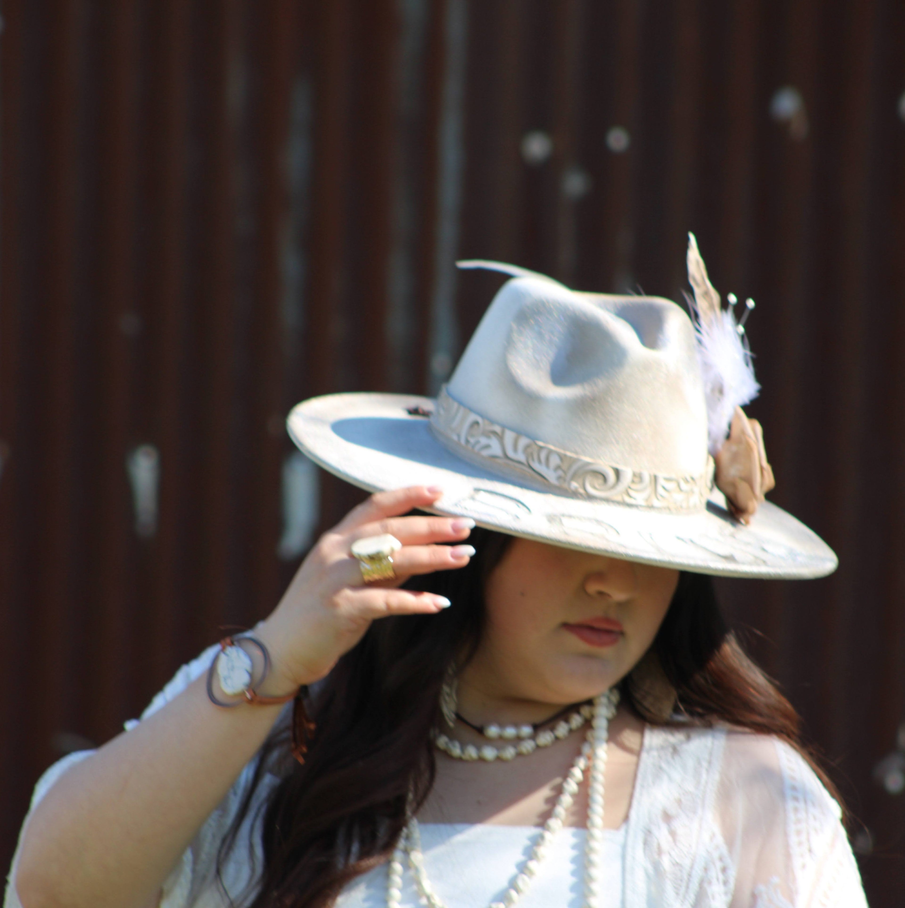White Turquoise Bracelet w/ Adjustable Ties 010h
