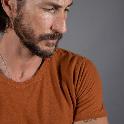 Men's Linen Blend Wide Neck Band Tee