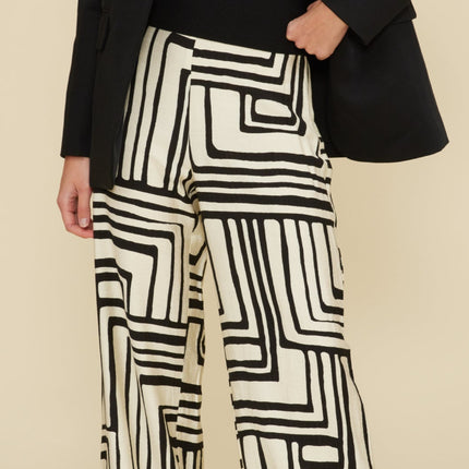 Black Ivory Print Top