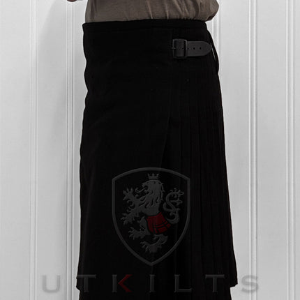 Traditional Kilt - Premium Wool, Solid Black